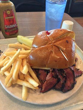 Miracle Mile Delicatessen