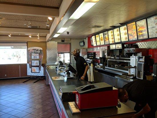Carl's Jr
