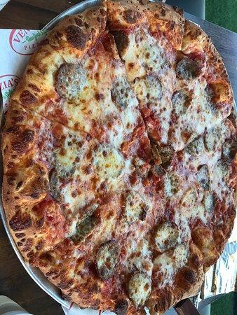 Venezias Ny Style Pizzeria