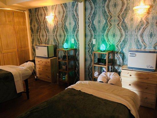 Lala Luna Massage and Spa