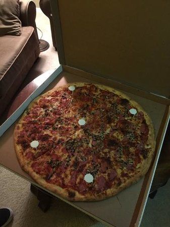 Gus's NY Pizza & Bar