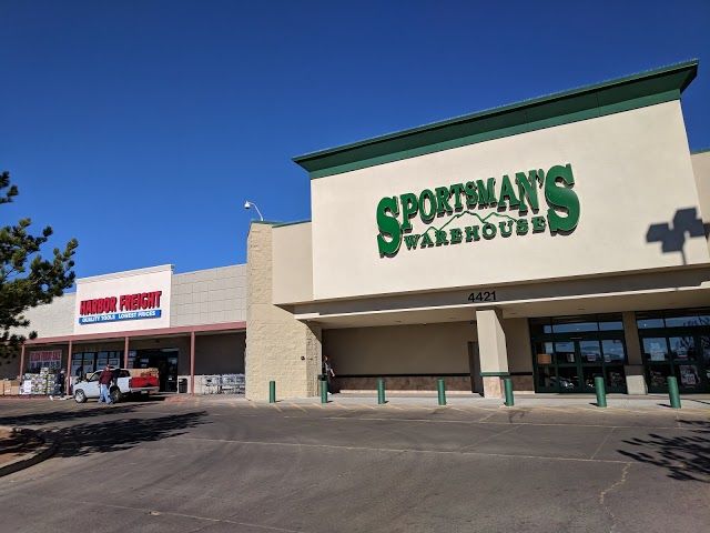 Sportsman's Warehouse
